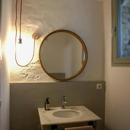 Idyllic Hideaway In The Countryside *