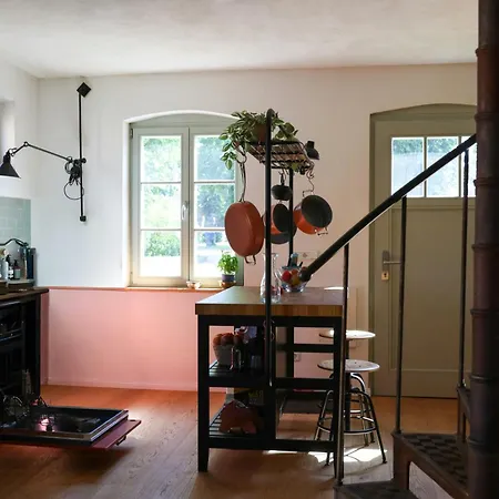 Idyllic Hideaway In The Countryside *