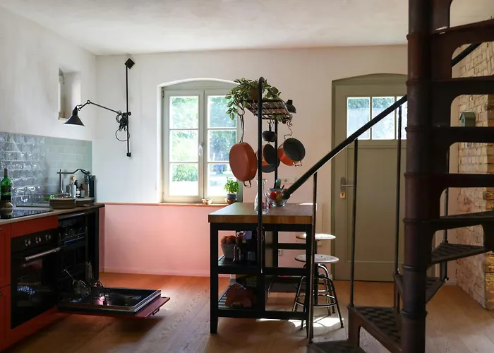 Idyllic Hideaway In The Countryside *