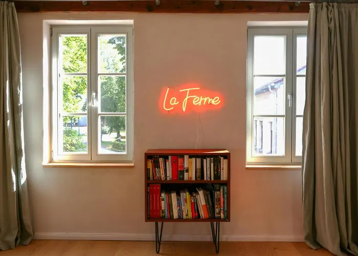 Idyllic Hideaway In The Countryside بيت للعطل